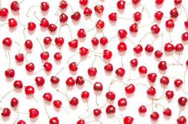 Kiraz lı desen. Beyaz arka planda kiraz var. - Resim