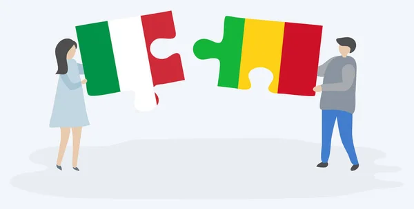 Pareja Sosteniendo Dos Piezas Rompecabezas Con Banderas Italianas Malienses Italia — Archivo Imágenes Vectoriales