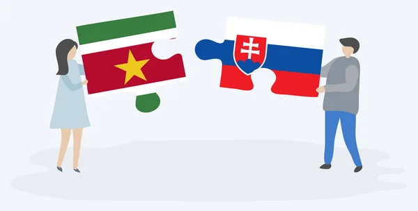 Para Trzyma Dwa Kawałki Puzzli Surinamu Słowackich Flag Surinam Słowackie — Wektor stockowy