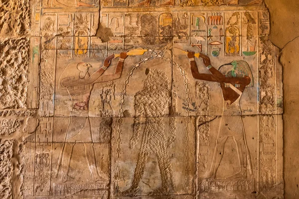 Ancienne Peinture Murale Égyptienne Hiéroglyphes Temple Karnak Égypte Octobre 2018 — Photo