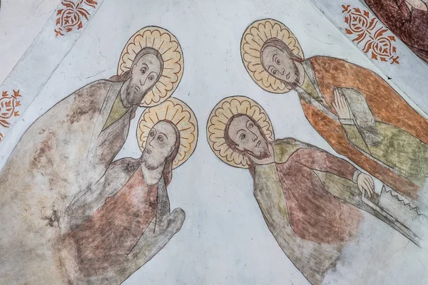 Фреска из четырех апостолов, одна с пилой — стоковое фото