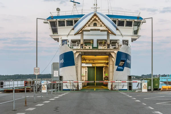 Ferryboat Open Bow Averkano South Funen Archipelago Faaborg Dinamarca Agosto — Foto de Stock