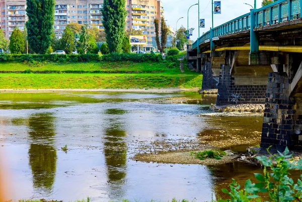 Uzhgorod Ukraine September 2016 View Bridge River Uzh — Stock Photo, Image