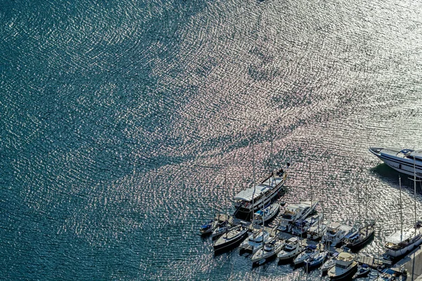 Корабли Море Пирсе — стоковое фото