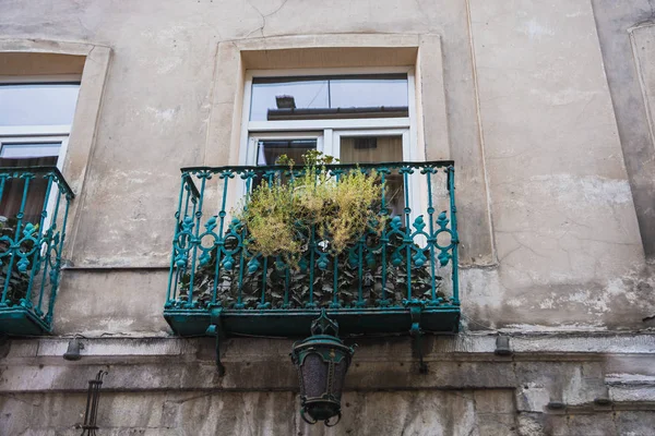 Balcón Pared Del Antiguo Edificio — Foto de Stock