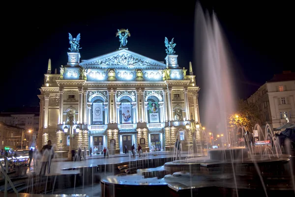 Lviv Opera House Avond Oekraïne — Stockfoto