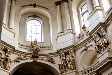 Lviv, Ukrayna - 30 Eylül 2016: Dominik Katedrali. Katolik Kilisesi'nin iç