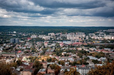 Lviv modern şehir bir yükseklikten görünümünü