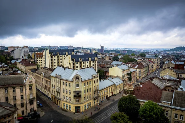 The roofs of the houses of the old Lviv. View from above. — Stock Photo, Image