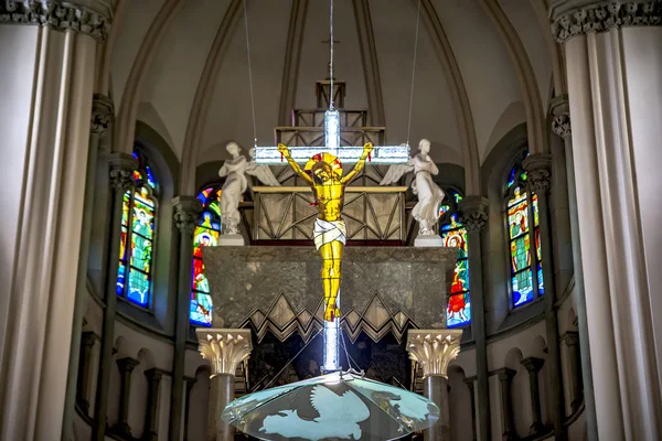 Lviv, Ucrânia - 30 de setembro de 2016: Igreja de Santa Olga e Isabel em Lviv. Cad interior — Fotografia de Stock