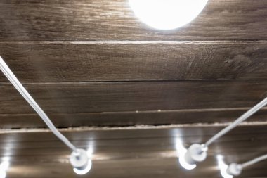 Işıklar asma dekoratif ahşap tahta