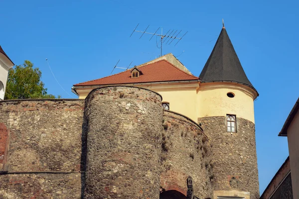 Palanok Castle-een van de oudste Oekraïense forten in Mukacheve — Stockfoto