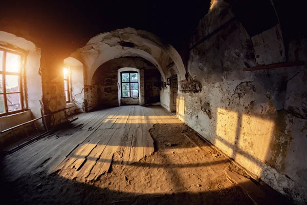 Old abandoned room in the sun Royalty Free Stock Images