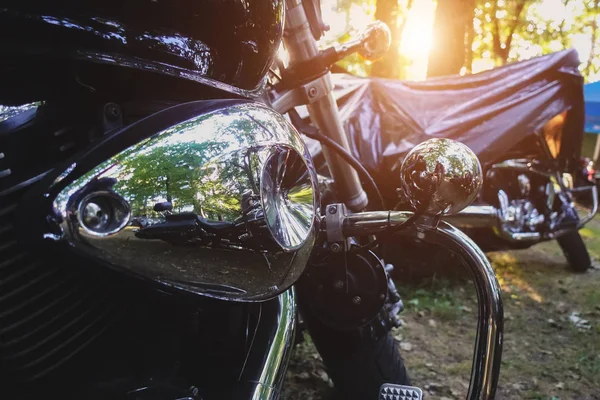 Chrome front motorcycle engine glistens in the sun — Stock Photo, Image