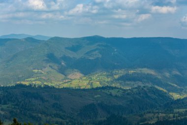 Karpatlar'ın dağ manzarası