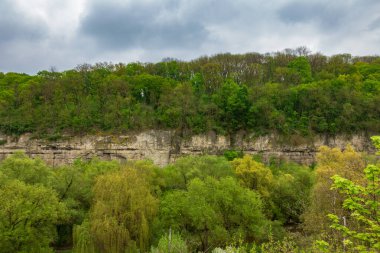 Kamenets-Podolsk, Ukrayna 'daki Taş Kanyon.
