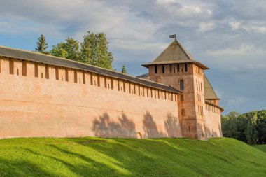 Gündüz Novgorod Kremlin redbrick kale duvarları tuğla