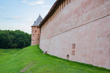 Gemi yelken nehir - güzel sonbahar günü ayarla
