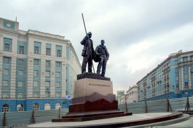 Norilsk, Rusya - 16 Temmuz 2020: Norilsk metalürjistlerinin anıtı.