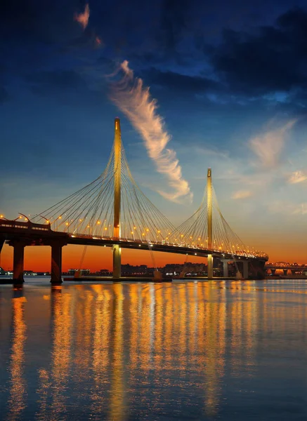 Vertikální Výhled Zavěšený Most Západní Vysokorychlostní Průměr Petrohradu — Stock fotografie