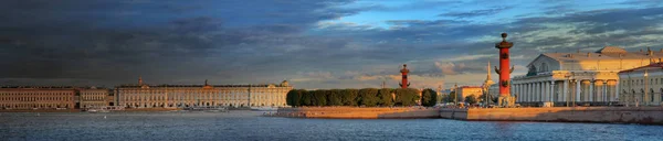 Panorama Grande Formato Spit Vasilievsky Island Aterro Palácio Hermitag — Fotografia de Stock