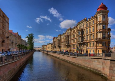 St. Petersburg, Rusya Federasyonu - 31 2018 Panorama Griboyedov kanal set of güneşli bir günde olabilir.