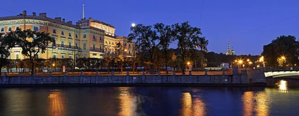 Michajlovský hrad, Spasitel polil krev a inženýr br — Stock fotografie