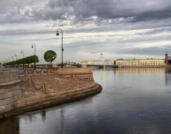 Rio Neva Aterro Palácio Ponte Palácio São Petersburgo Amanhecer — Fotografia de Stock