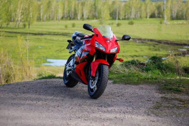 Krasnoyarsk, Rusya - 25 Mayıs 2018: Kırmızı ve siyah sportbike Hond