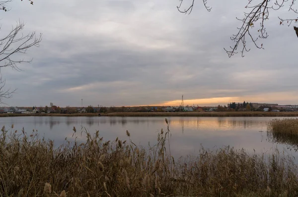 Pueblo Orilla Del Río Rusia —  Fotos de Stock