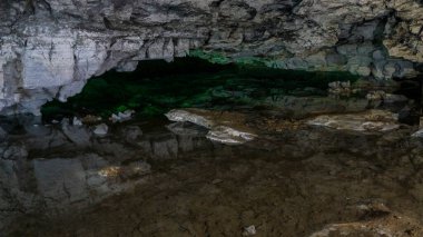 Rusya, Kungur: Buz Mağarası. Yeraltı Gölü