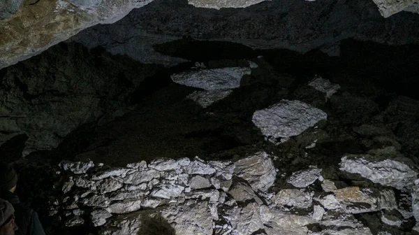 Ρωσία Kungur Παγωμένη Σπηλιά Σκιά Μορφή Ενός Αρουραίου Από Σωρό — Φωτογραφία Αρχείου