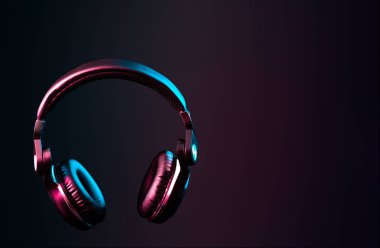Pembe ve mavi renkli aydınlatmalı kulaklıklar, fütüristik yaşam