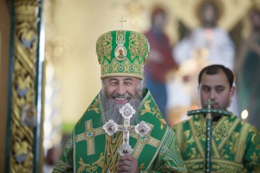 Bila Tserkva, Ukrayna - 1 Ağustos 2019: Kiev Onun Beatitude Metropolitan ve Tüm Ukrayna Onufriy (Berezovsky) kilisede gülümseyen.