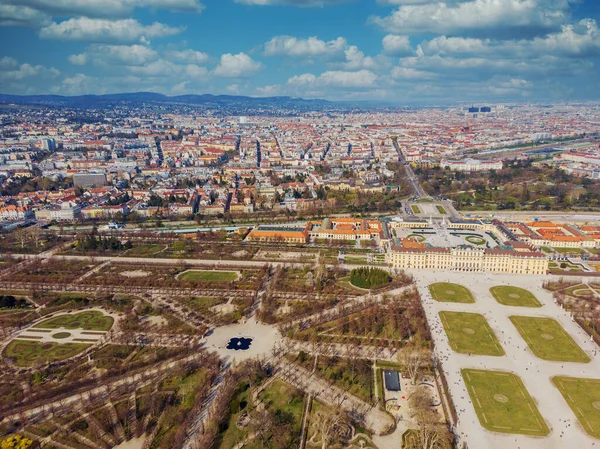 Smuk Udsigt Schonbrunn Park Wien Eftermiddagen Udsigt Paladset Ovenfra Østrig - Stock-foto