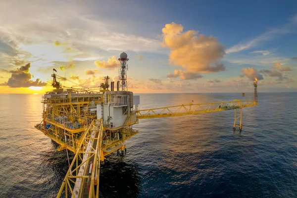 Plataforma Offshore Petróleo Gás Equipamento Com Céu Bonito Noite Para — Fotografia de Stock