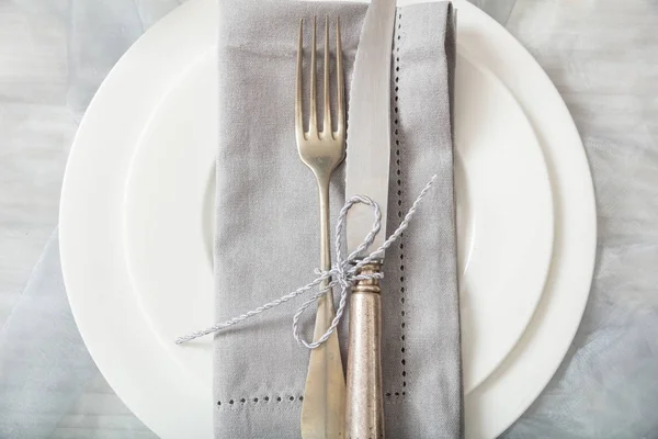 식사입니다 테이블 접시은 포크와 나이프 평면도와 — 스톡 사진