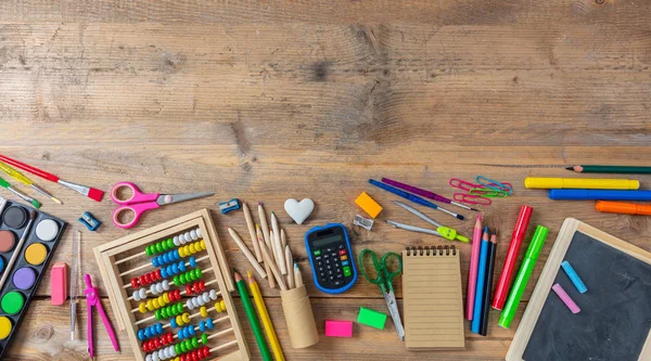 Retour École Fournitures Scolaires Sur Fond Bois Vue Dessus Espace — Photo