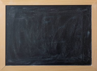 Okula dönüş. Ahşap çerçeve, kopya alanı ile boş yazı tahtası