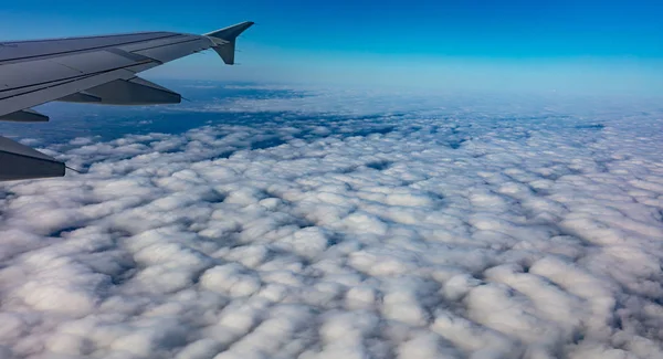 Blue Sky Clouds Aerial View Out Airplane Window — Stock Photo, Image