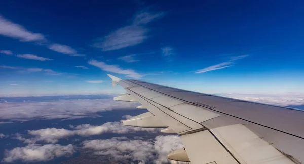 Blue Sky Clouds Aerial View Out Airplane Window — Stock Photo, Image