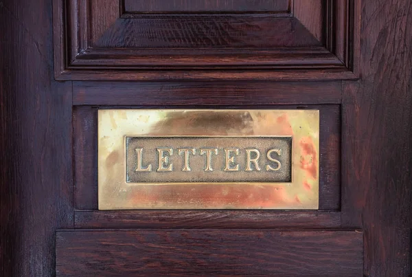 Bronze Mailbox Brass Letterbox Plate Wooden Front Door Text Letters — Stock Photo, Image