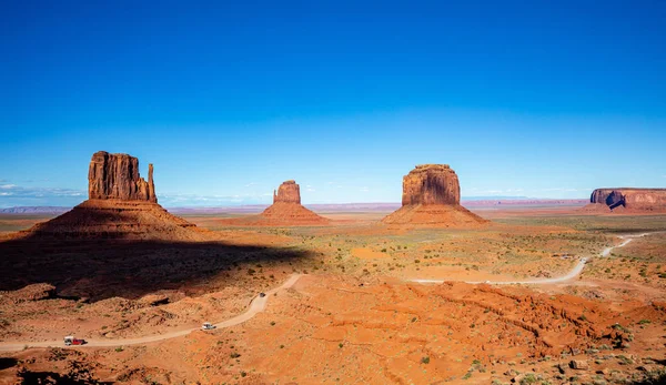 Monument Valley Tribal Park w granicy Arizona-Utah, USA — Zdjęcie stockowe