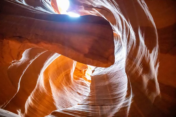 Antelope Canyon, vicino a Page, Arizona, USA. formazioni di arenaria sulla nazione Navajo — Foto Stock