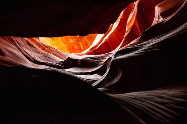 Antilopenschlucht, in der Nähe von Page, arizona, usa. Sandsteinformationen auf Navajo Nation — Stockfoto