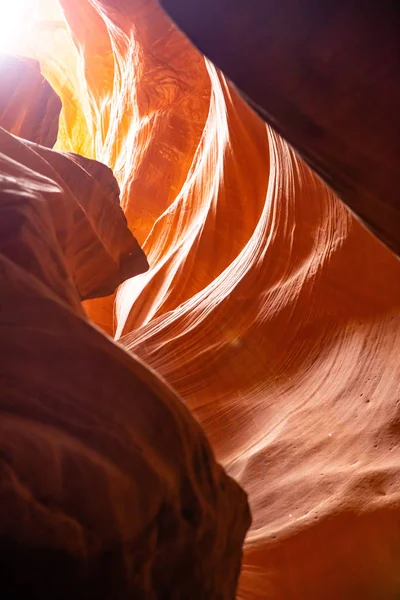 アンテロープキャニオン、ページの近く、アリゾナ州、アメリカ合衆国。ナバホ国家の砂岩形成 — ストック写真