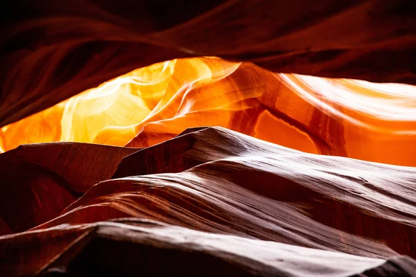 Antilop Kanyonu, Page yakınlarında, Arizona, Abd. Navajo ulus kumtaşı oluşumları — Stok fotoğraf