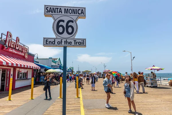 Route 66 Santa Monica End of the trail. — Stock Photo, Image