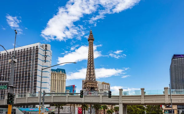 La ciudad de Las Vegas. Nevada USA por la mañana. Soleado día de primavera, cielo azul —  Fotos de Stock