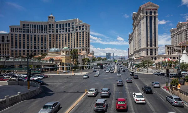 Las Vegas City. Nevada USA in de ochtend. Zonnige lente dag, blauwe hemel — Stockfoto